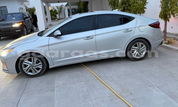 Acheter Occasion Voiture Hyundai Elantra Beige à Dakar, Dakar Acheter Occasion Voiture Hyundai Elantra Beige à Dakar, Dakar
