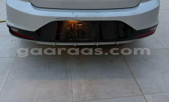 Acheter Occasion Voiture Hyundai Elantra Beige à Dakar, Dakar Acheter Occasion Voiture Hyundai Elantra Beige à Dakar, Dakar