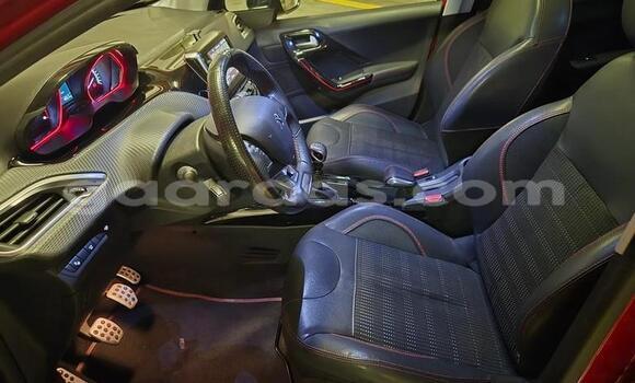 Acheter Occasion Voiture Peugeot 2008 bluehdi Rouge à Dahra, Louga Acheter Occasion Voiture Peugeot 2008 bluehdi Rouge à Dahra, Louga