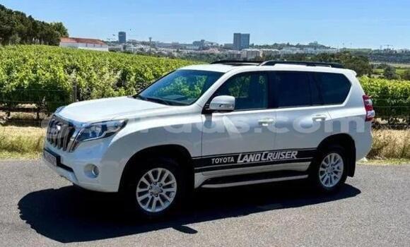 Acheter Occasion Voiture Toyota Land Cruiser Prado Blanc à Dakar, Dakar Acheter Occasion Voiture Toyota Land Cruiser Prado Blanc à Dakar, Dakar