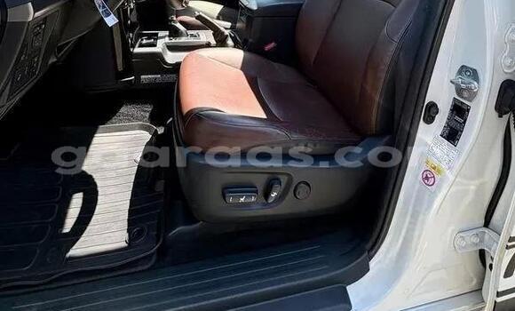 Acheter Occasion Voiture Toyota Land Cruiser Prado Blanc à Dakar, Dakar Acheter Occasion Voiture Toyota Land Cruiser Prado Blanc à Dakar, Dakar