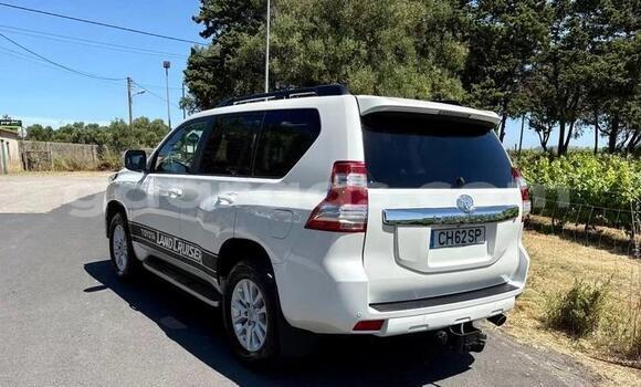 Acheter Occasion Voiture Toyota Land Cruiser Prado Blanc à Dakar, Dakar Acheter Occasion Voiture Toyota Land Cruiser Prado Blanc à Dakar, Dakar