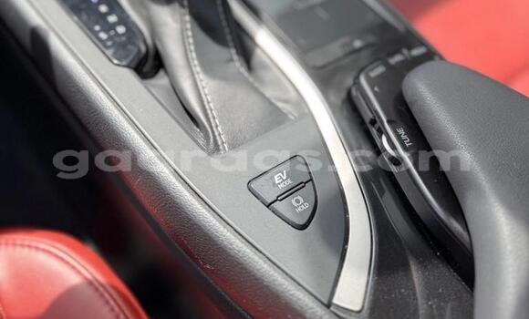 Acheter Occasion Voiture Lexus UX Gris à Bignona, Ziguinchor Acheter Occasion Voiture Lexus UX Gris à Bignona, Ziguinchor