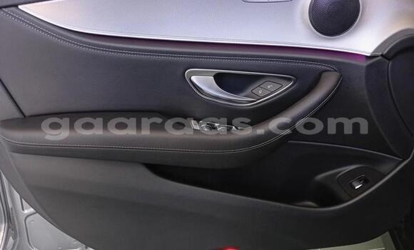 Acheter Occasion Voiture Mercedes‒Benz E–Class Gris à Dakar, Dakar Acheter Occasion Voiture Mercedes‒Benz E–Class Gris à Dakar, Dakar