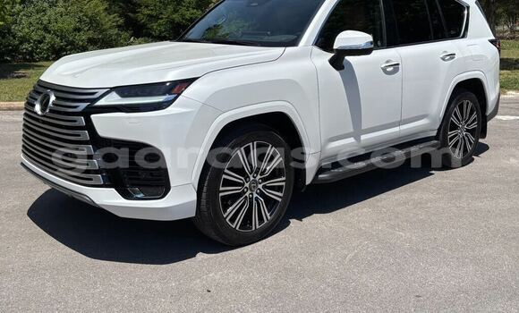 Acheter Occasion Voiture Lexus LX White à Medina, Kaolack