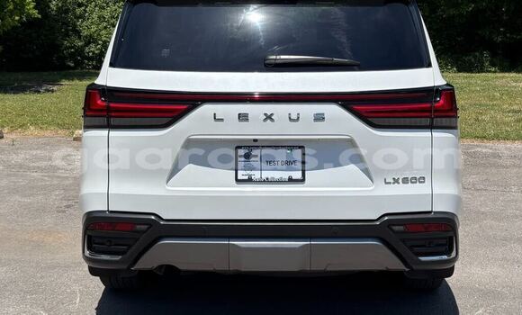 Acheter Occasion Voiture Lexus LX White à Medina, Kaolack Acheter Occasion Voiture Lexus LX White à Medina, Kaolack