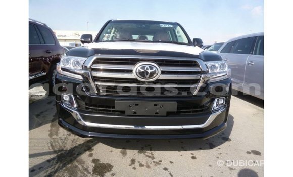Acheter Import Utilitaire Toyota Land Cruiser Noir à Import - Dubai, Dakar Acheter Import Utilitaire Toyota Land Cruiser Noir à Import - Dubai, Dakar