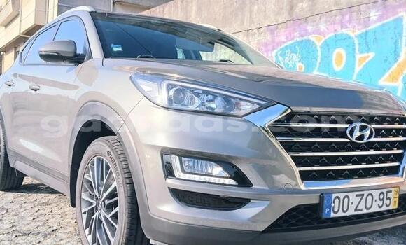 Acheter Occasion Voiture Hyundai Tucson Gris métallisé à Dagana, Saint-Louis Acheter Occasion Voiture Hyundai Tucson Gris métallisé à Dagana, Saint-Louis