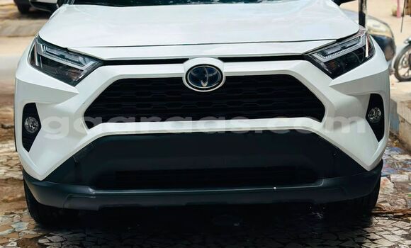 Acheter Occasion Voiture Toyota RAV4 Blanc à Dakar, Dakar