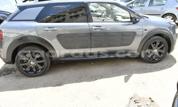 Acheter Occasion Voiture Citroen C4 cactus Gris à Dakar, Dakar Acheter Occasion Voiture Citroen C4 cactus Gris à Dakar, Dakar