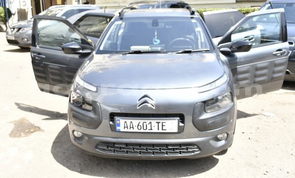 Acheter Occasion Voiture Citroen C4 cactus Gris à Dakar, Dakar Acheter Occasion Voiture Citroen C4 cactus Gris à Dakar, Dakar
