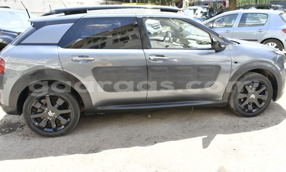 Acheter Occasion Voiture Citroen C4 cactus Gris à Dakar, Dakar Acheter Occasion Voiture Citroen C4 cactus Gris à Dakar, Dakar