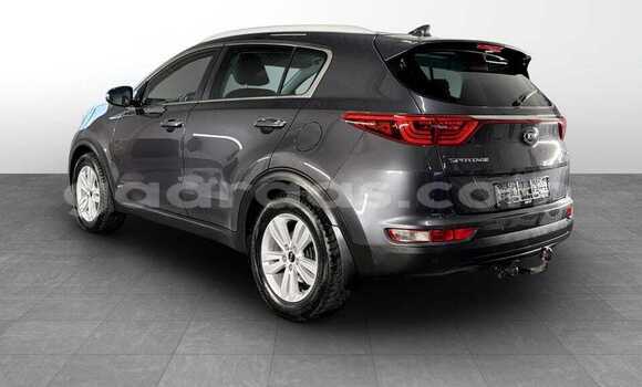 Dieundeu Occasion Kia Sportage Silver Auto in Bakel in Tambacounda Dieundeu Occasion Kia Sportage Silver Auto in Bakel in Tambacounda
