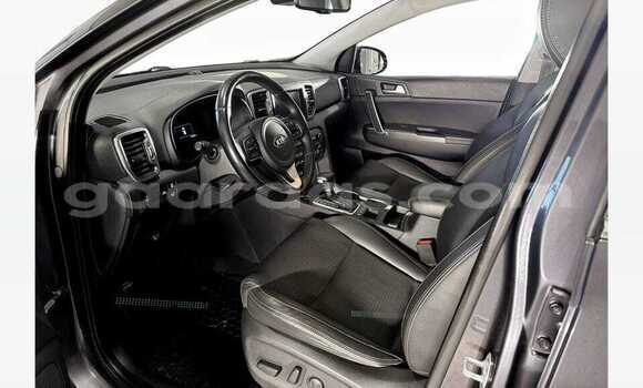 Dieundeu Occasion Kia Sportage Silver Auto in Bakel in Tambacounda Dieundeu Occasion Kia Sportage Silver Auto in Bakel in Tambacounda