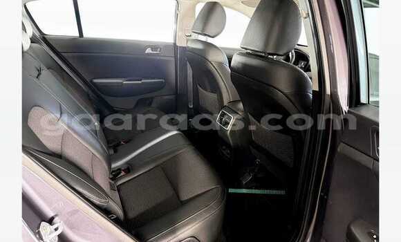 Dieundeu Occasion Kia Sportage Silver Auto in Bakel in Tambacounda Dieundeu Occasion Kia Sportage Silver Auto in Bakel in Tambacounda