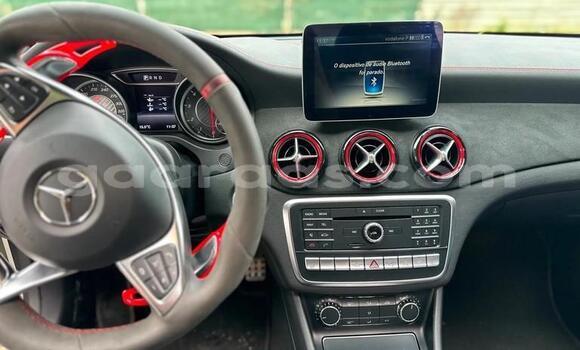 Acheter Occasion Voiture Mercedes‒Benz CLA-klasse AMG Blanc à Dabo, Kolda Acheter Occasion Voiture Mercedes‒Benz CLA-klasse AMG Blanc à Dabo, Kolda