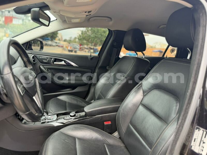 Big with watermark infiniti qx30 dakar dakar 33860