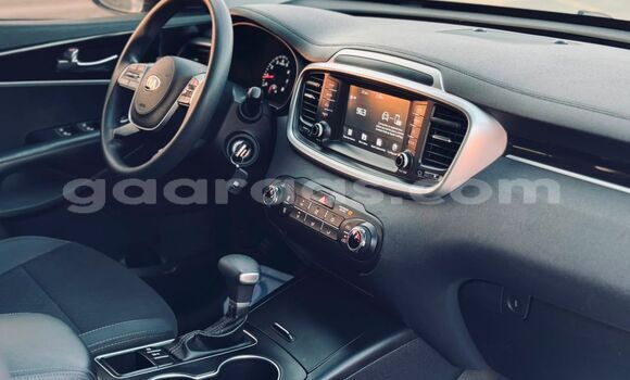 Dieundeu Occasion Kia Sorento Beige Auto in Dakar in Dakar Dieundeu Occasion Kia Sorento Beige Auto in Dakar in Dakar