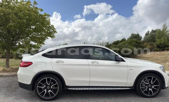 Acheter Occasion Voiture Mercedes‒Benz AMG GLC Coupe Blanc à Dabo, Kolda Acheter Occasion Voiture Mercedes‒Benz AMG GLC Coupe Blanc à Dabo, Kolda