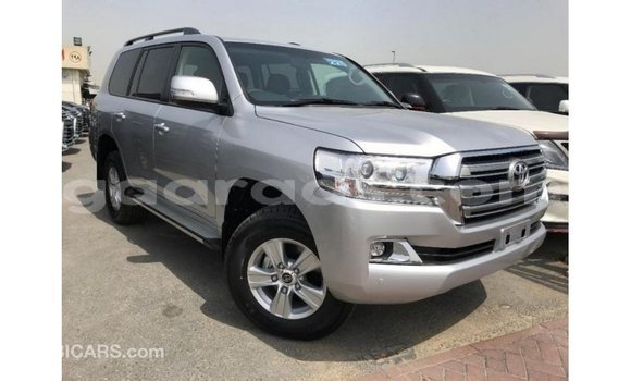 Acheter Import Utilitaire Toyota Land Cruiser Autre à Import - Dubai, Dakar Acheter Import Utilitaire Toyota Land Cruiser Autre à Import - Dubai, Dakar