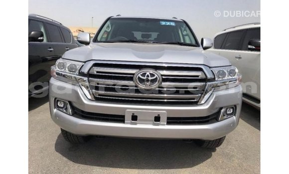 Acheter Import Utilitaire Toyota Land Cruiser Autre à Import - Dubai, Dakar Acheter Import Utilitaire Toyota Land Cruiser Autre à Import - Dubai, Dakar
