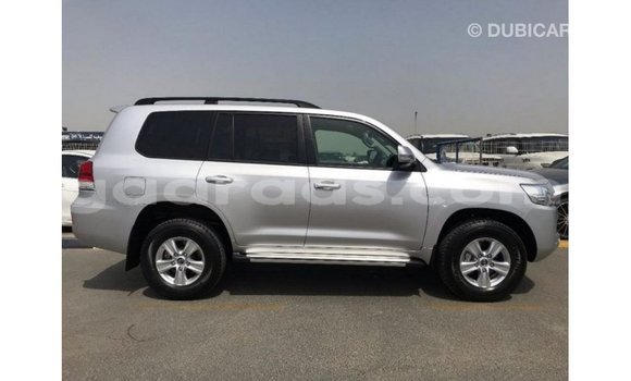 Acheter Import Utilitaire Toyota Land Cruiser Autre à Import - Dubai, Dakar Acheter Import Utilitaire Toyota Land Cruiser Autre à Import - Dubai, Dakar