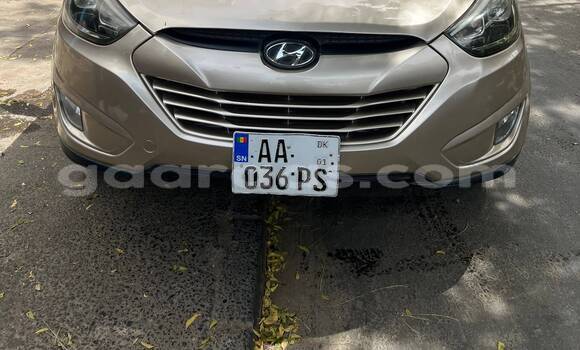 Buy Used Hyundai Tucson Beige Car in Dakar in Dakar Buy Used Hyundai Tucson Beige Car in Dakar in Dakar