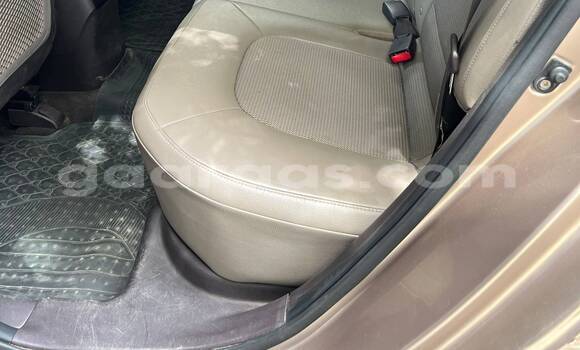 Buy Used Hyundai Tucson Beige Car in Dakar in Dakar Buy Used Hyundai Tucson Beige Car in Dakar in Dakar