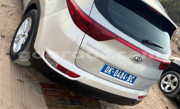 Acheter Occasion Voiture Kia Sportage Blanc à Dakar, Dakar Acheter Occasion Voiture Kia Sportage Blanc à Dakar, Dakar