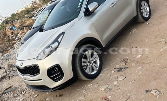 Acheter Occasion Voiture Kia Sportage Blanc à Dakar, Dakar Acheter Occasion Voiture Kia Sportage Blanc à Dakar, Dakar