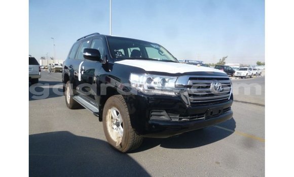 Acheter Import Utilitaire Toyota Land Cruiser Noir à Import - Dubai, Dakar Acheter Import Utilitaire Toyota Land Cruiser Noir à Import - Dubai, Dakar