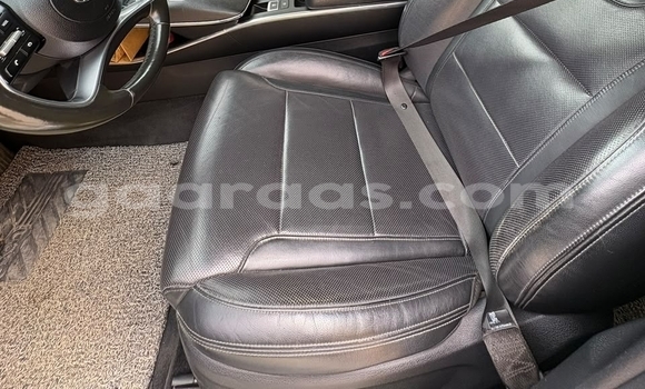 Acheter Neuf Voiture Hyundai Grandeur Noir à Dakar, Dakar Acheter Neuf Voiture Hyundai Grandeur Noir à Dakar, Dakar