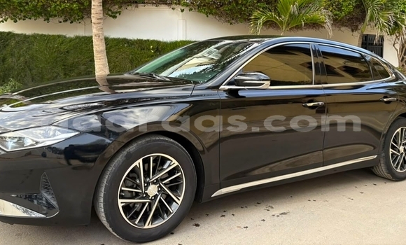 Acheter Neuf Voiture Hyundai Grandeur Noir à Dakar, Dakar Acheter Neuf Voiture Hyundai Grandeur Noir à Dakar, Dakar