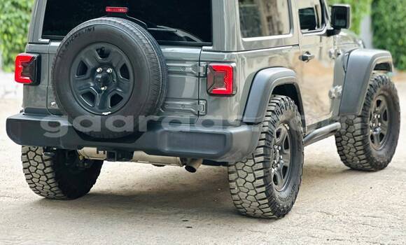 Dieundeu Occasion Jeep Wrangler Silver Auto in Dakar in Dakar Dieundeu Occasion Jeep Wrangler Silver Auto in Dakar in Dakar