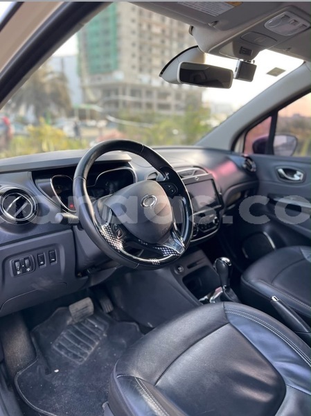 Big with watermark renault captur dakar dakar 33886