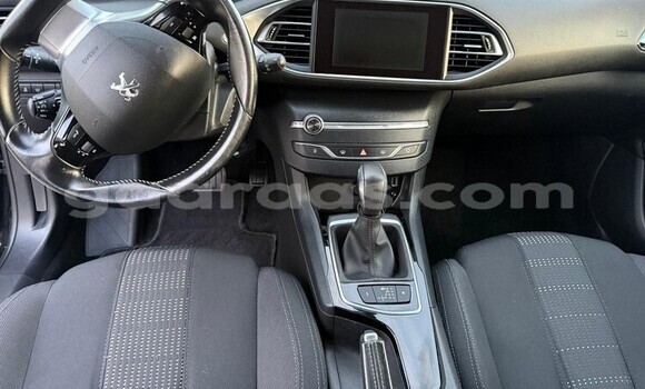 Dieundeu Occasion Peugeot 308 Black Auto in Dakar in Dakar Dieundeu Occasion Peugeot 308 Black Auto in Dakar in Dakar