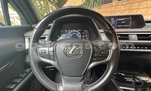 Acheter Occasion Voiture Lexus UX Gris à Bignona, Ziguinchor Acheter Occasion Voiture Lexus UX Gris à Bignona, Ziguinchor