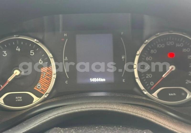 Big with watermark jeep renegade saint louis dagana 33909