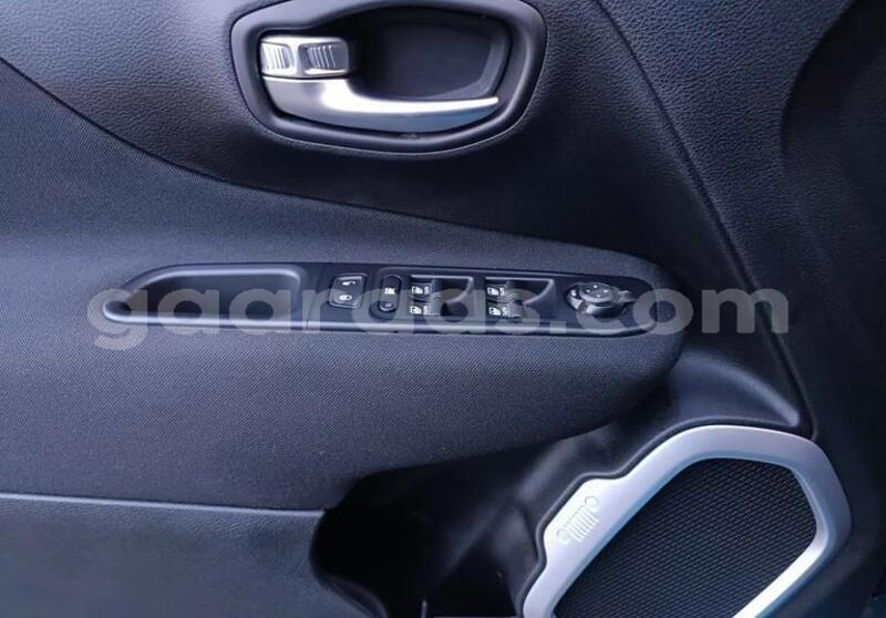 Big with watermark jeep renegade saint louis dagana 33909