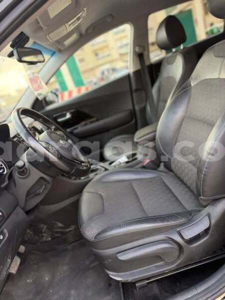 Big with watermark kia niro louga dahra 33929
