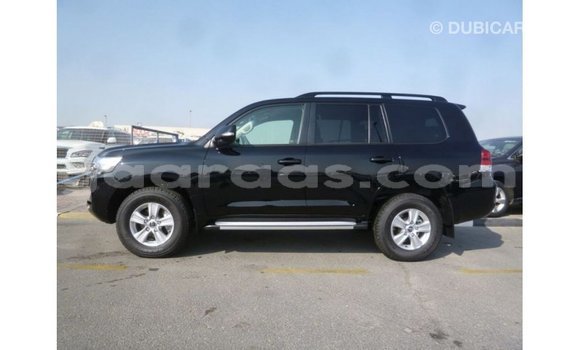 Acheter Import Utilitaire Toyota Land Cruiser Noir à Import - Dubai, Dakar Acheter Import Utilitaire Toyota Land Cruiser Noir à Import - Dubai, Dakar