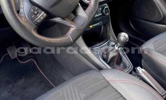 Acheter Occasion Voiture Ford Puma Gris à Dakar, Dakar Acheter Occasion Voiture Ford Puma Gris à Dakar, Dakar