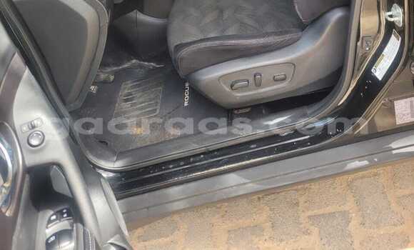 Acheter Import Voiture Nissan Rogue Noir à Rufisque, Dakar Acheter Import Voiture Nissan Rogue Noir à Rufisque, Dakar
