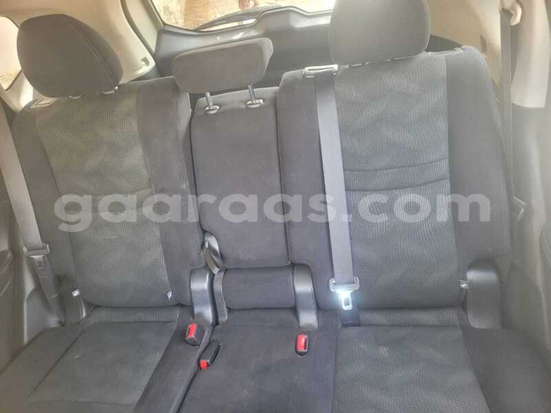 Big with watermark nissan rogue dakar rufisque 33955