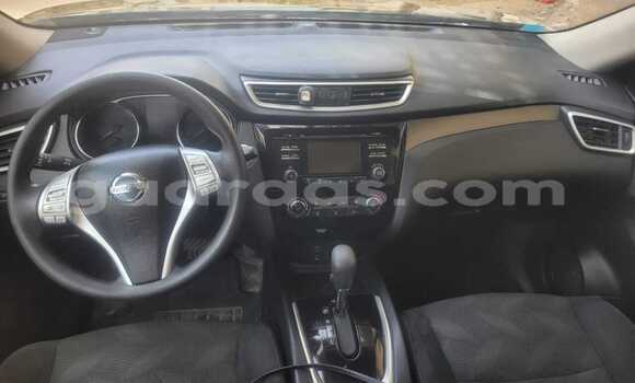 Acheter Import Voiture Nissan Rogue Noir à Rufisque, Dakar Acheter Import Voiture Nissan Rogue Noir à Rufisque, Dakar