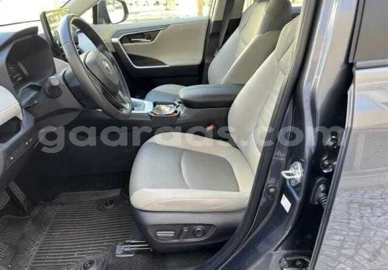 Big with watermark toyota rav4 louga dahra 33962