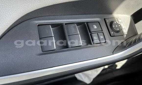 Acheter Occasion Voiture Toyota RAV4 Noir à Dahra, Louga Acheter Occasion Voiture Toyota RAV4 Noir à Dahra, Louga