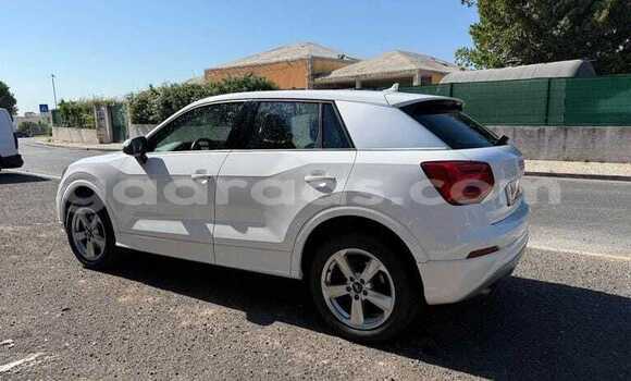 Acheter Occasion Voiture Audi Q2 Blanc à Dahra, Louga Acheter Occasion Voiture Audi Q2 Blanc à Dahra, Louga