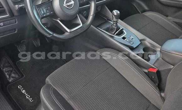 Buy Used Nissan Qashqai White Car in Dakar in Dakar Buy Used Nissan Qashqai White Car in Dakar in Dakar