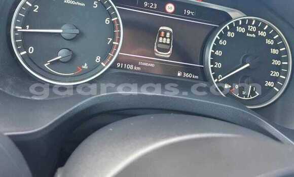 Buy Used Nissan Qashqai White Car in Dakar in Dakar Buy Used Nissan Qashqai White Car in Dakar in Dakar